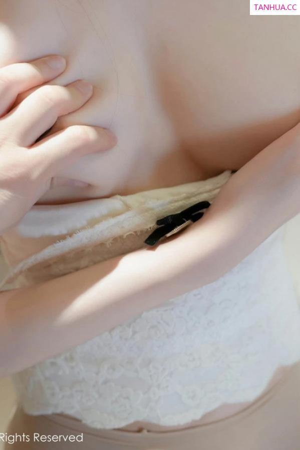   [XiuRen]高清写真图 2024.05.17 No.8557 晚苏susu 丝袜美腿第95张图片